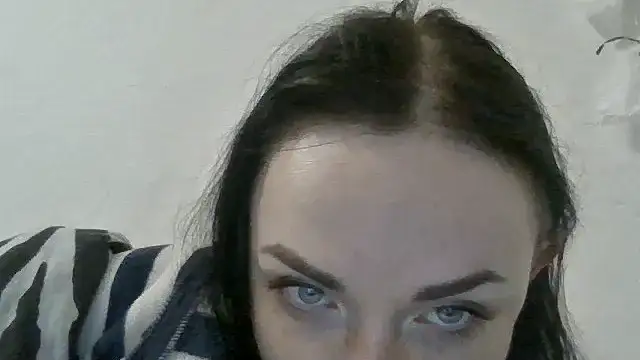 Trinsy_Love's Live XXX Chat