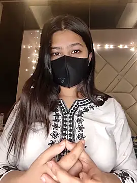 GFndBF Adlı Modelin Canlı XXX Sohbeti