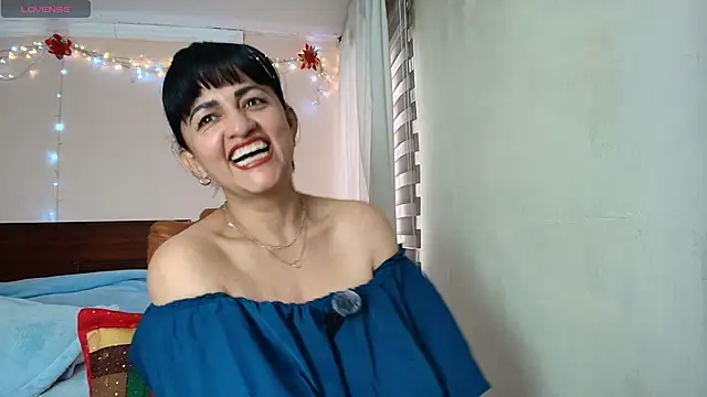 Chat +18 de ISABEEL_SOFIA01 ao vivo