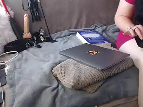 GoddessMonicaAngels élő XXX-chatje