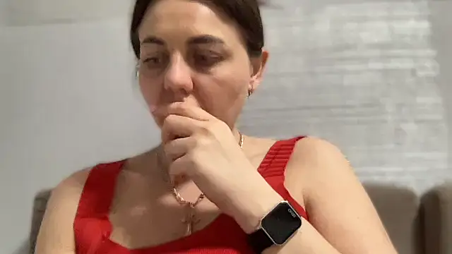 Darsy_Rox élő XXX-chatje