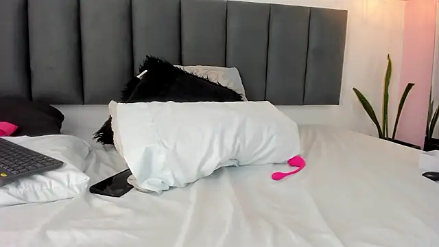 mayaevansmg 现场XXX聊天