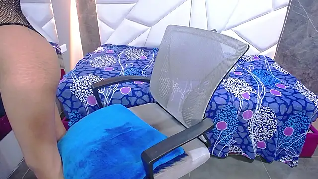 violet_angel13's Live XXX Chat