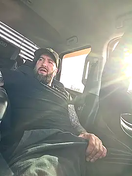 Beardedtattood 即時 XXX 聊天