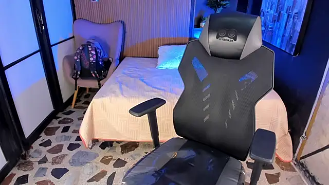 Chat XXX en directo de AlliceCopper