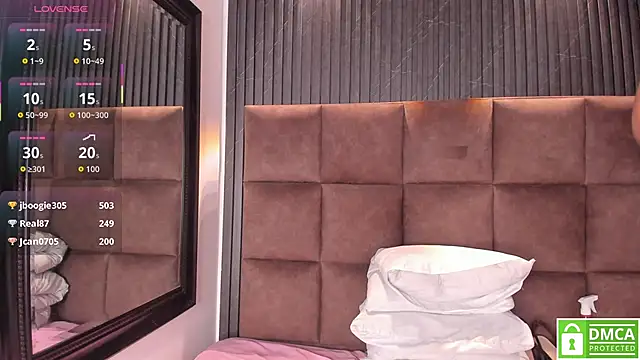 Gia_Scott – Naživo XXX chat