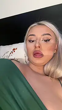 Kylie_One Webcam-Show