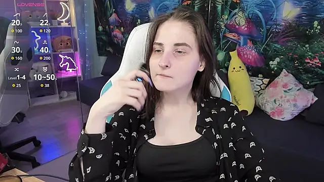 Chat +18 de KiraDuvall ao vivo