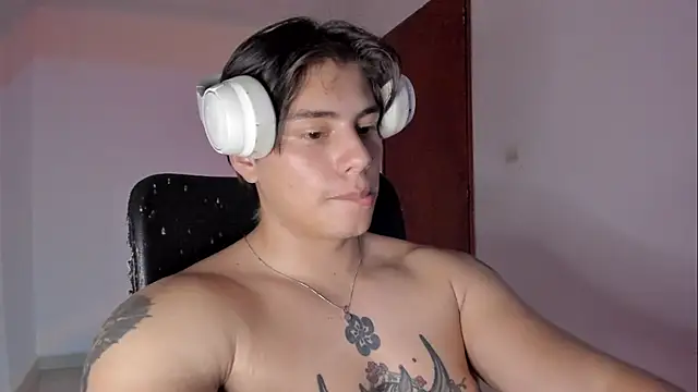 Giordano_Russo 即時 XXX 聊天