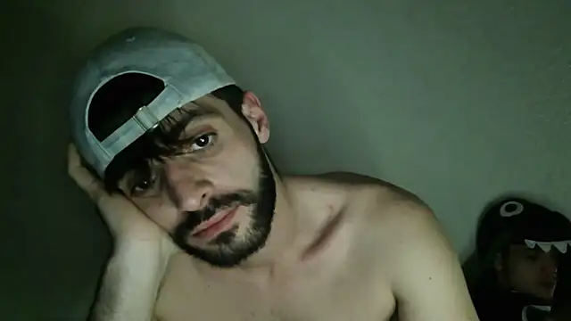 young_swisscouple Webcam-Show