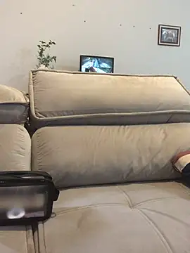 Catmila94 即時 XXX 聊天