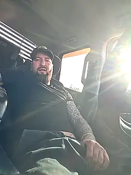 Beardedtattood Live XXX-Chat