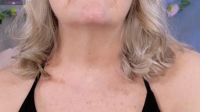 دردشة Kaitlyn_Winters الجنسية المباشرة