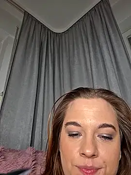 دردشة Luna_Lynn الجنسية المباشرة