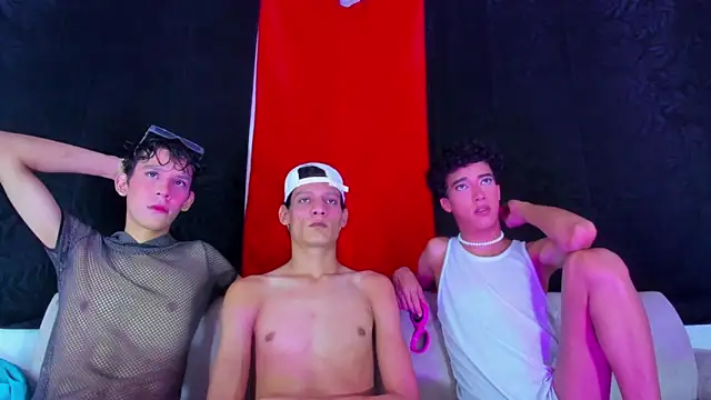 Pleasure_boys_hot Adlı Modelin Web Kamerası Şovu