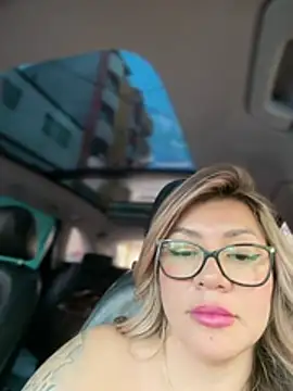 Chat +18 de DIANITA_1988 ao vivo