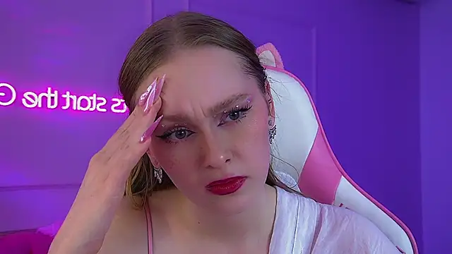 AgataFoxley's Live XXX Chat