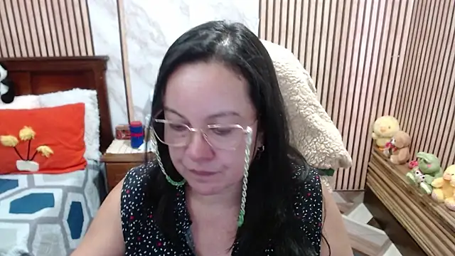 دردشة Sonialorens_ الجنسية المباشرة