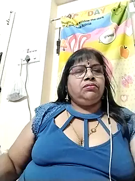 bigbum68 Live XXX Chat