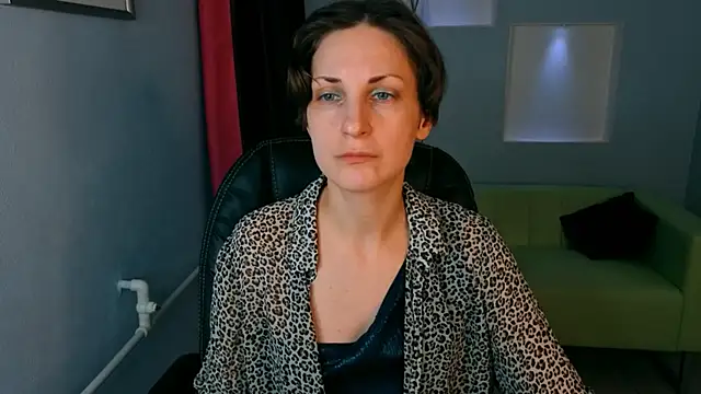 AuroraRight Adlı Modelin Web Kamerası Şovu