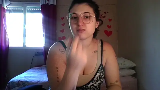 imsohornydacom Live XXX Chat