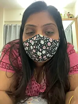 MarathiMILF's Live XXX Chat