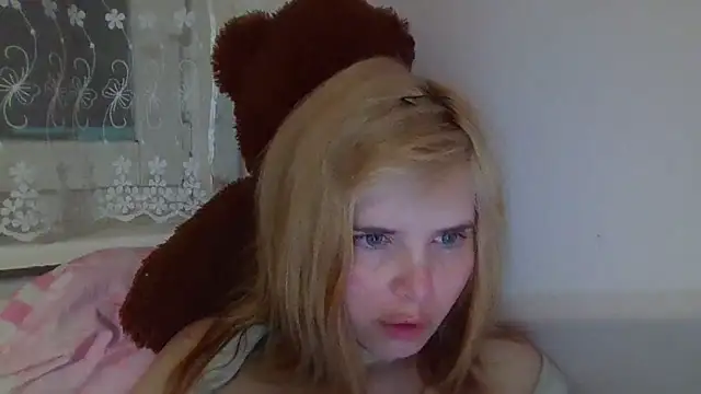 Chat XXX en directo de HornyElena