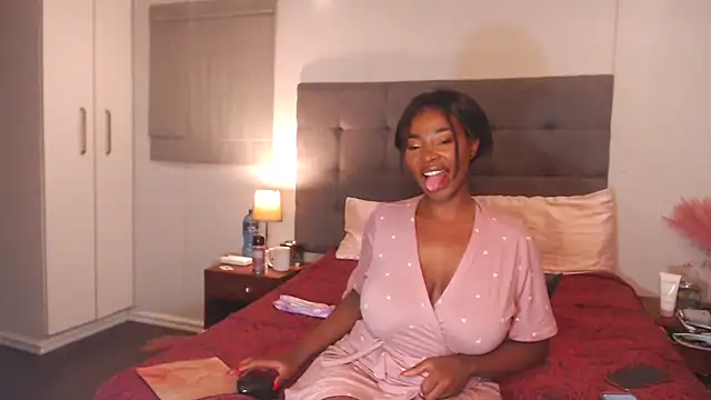 Candykitty01 live XXX chat