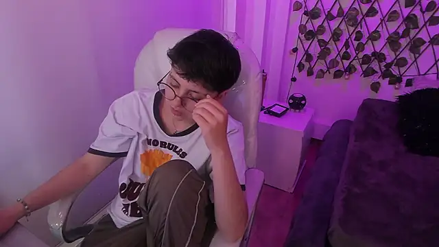 Nathaly_ds: онлайн-секс-чат