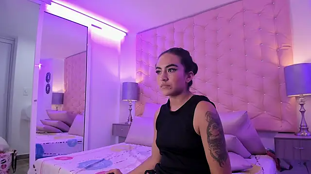 Chat XXX en directo de Leslie_Bussh_