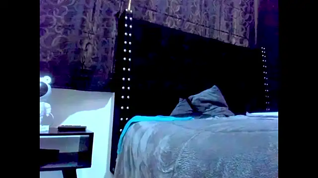 amareto_queen Live XXX Chat