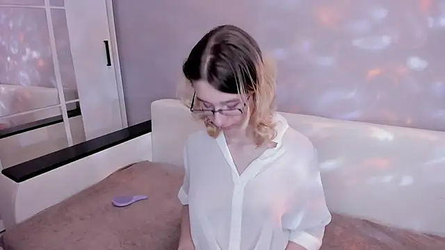 Silva-TailllのライブXXXチャット