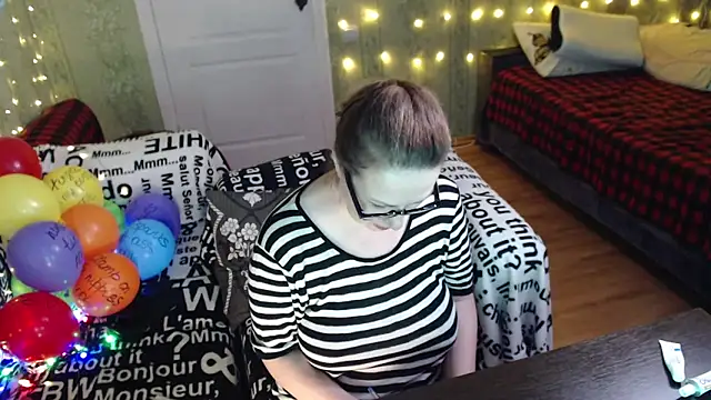 Živý XXX chat MarleneDietrich