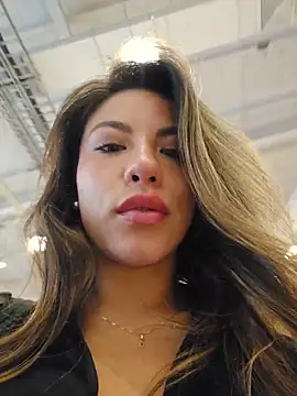 Karen_San_Miguel élő XXX-chatje