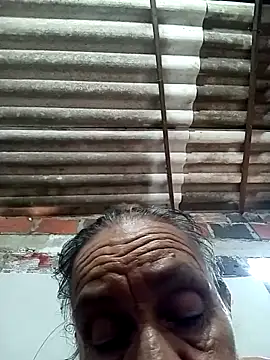 MATURE-HOTXXX Live XXX Chat