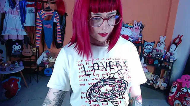 MissMiia2のライブXXXチャット