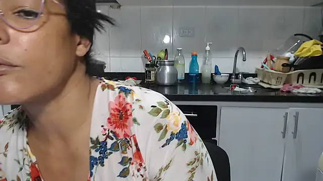 Chat XXX en directo de kateleyagrey