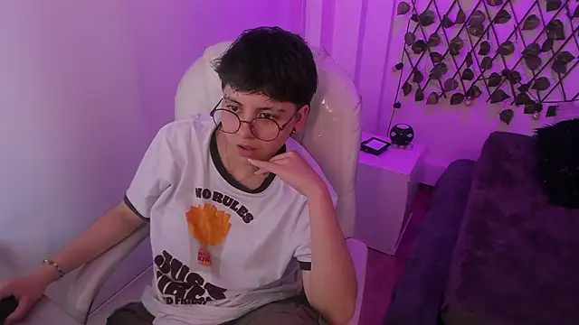 Nathaly_dsのライブXXXチャット