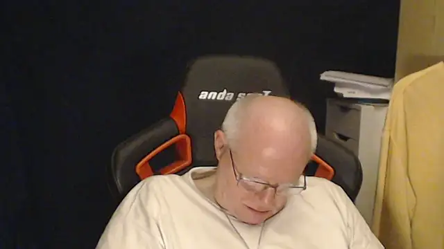 lonely_peter – Kamerová šou