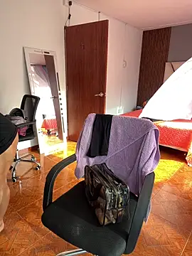 lana_rousse01 Adlı Modelin Canlı XXX Sohbeti