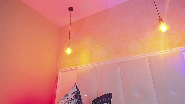 KayaBrown Adlı Modelin Canlı XXX Sohbeti