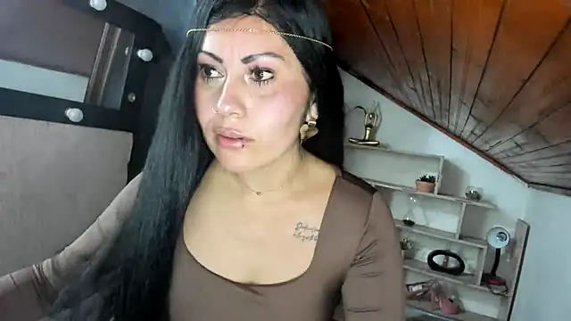 Tania_matureのライブXXXチャット