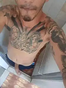 SnoopJjuu Show in webcam