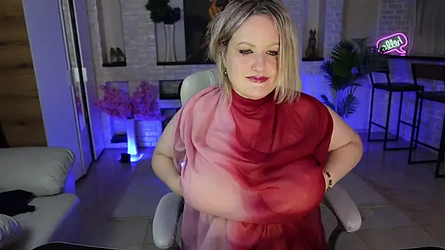 MariemLui Adlı Modelin Canlı XXX Sohbeti