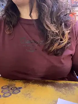 Zaphiro007 Adlı Modelin Canlı XXX Sohbeti