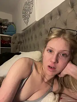 RosieLovexoxx's Webcam Show