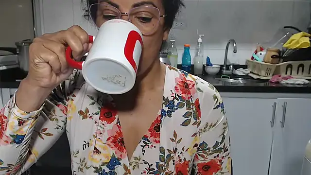 kateleyagrey Show Webcam