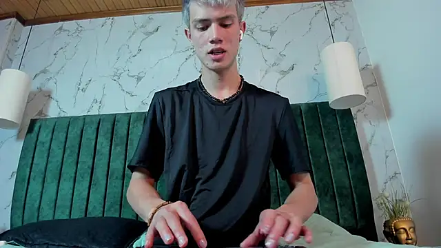 nicktornのライブXXXチャット