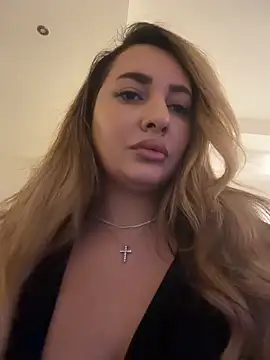 YaaraCollins 라이브 XXX 채팅