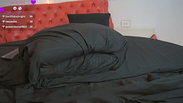 Chat XXX ao vivo de Petitte_Mussa